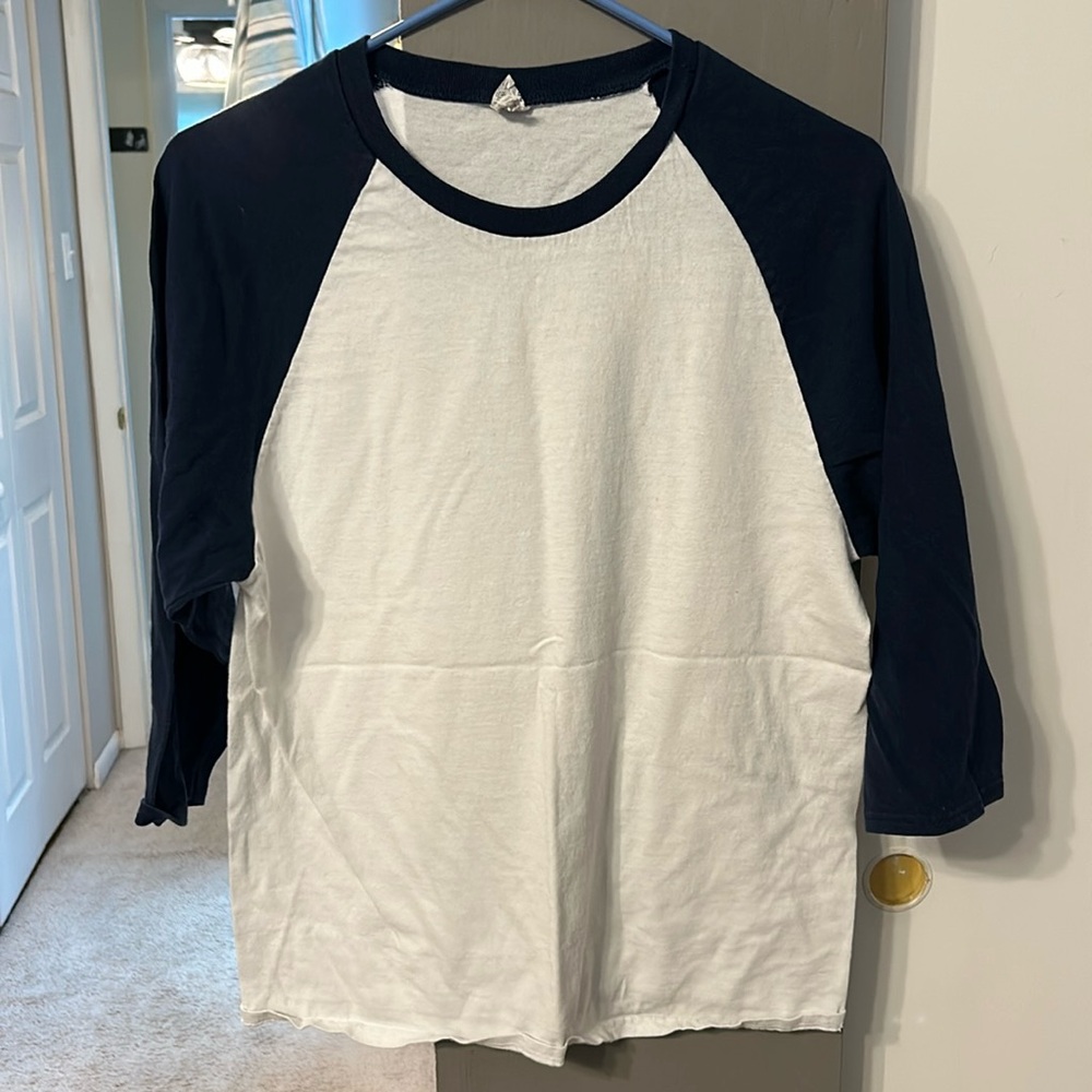 Good condition baseball t shirt